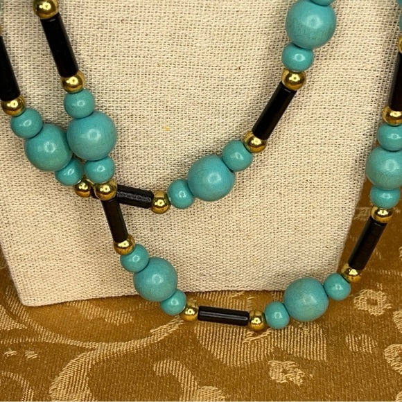TEAL BLACK WOODEN BEADED NECKLACE TRIBAL GOLD ACCENT SPRING RING - Picture 4 of 7
